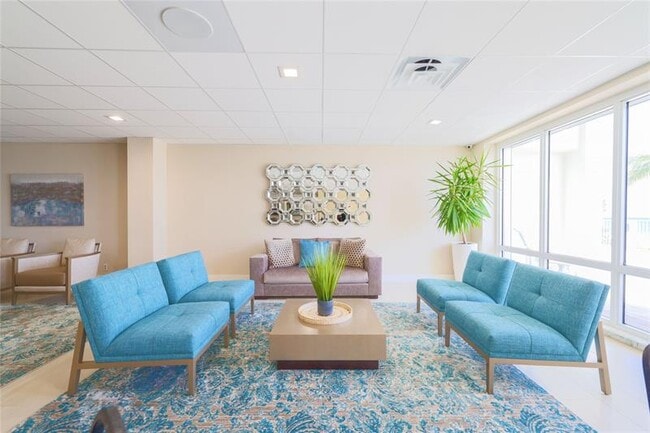 Building Photo - 3500 Galt Ocean Dr