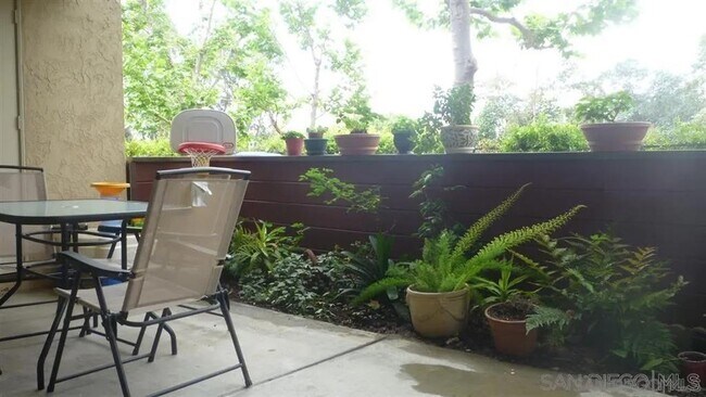 Building Photo - 8434 Summerdale Rd