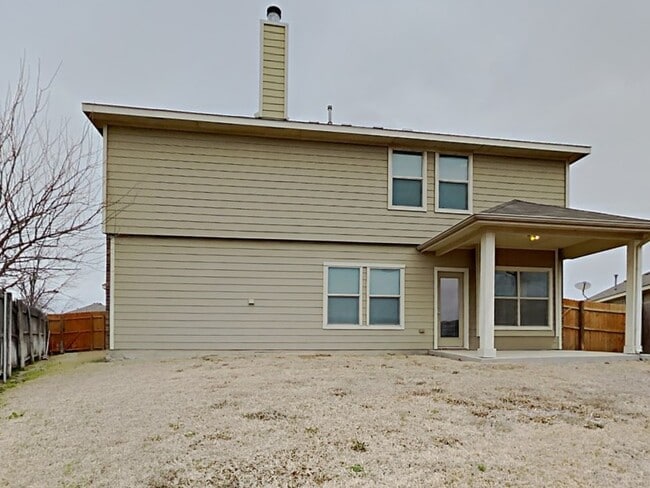 Building Photo - 629 Saddleway Dr