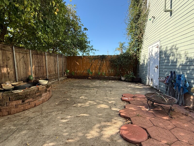 Building Photo - 2020-2022 Camp St