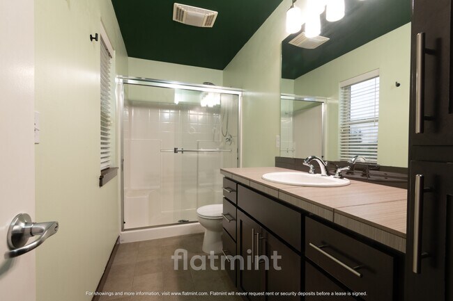 Building Photo - 14018 9th Pl W