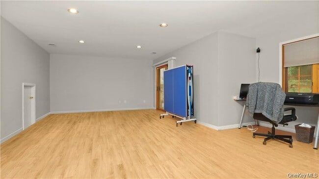 Building Photo - 4 Pinewood Cir