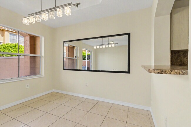 Building Photo - 626 SW 106th Ave
