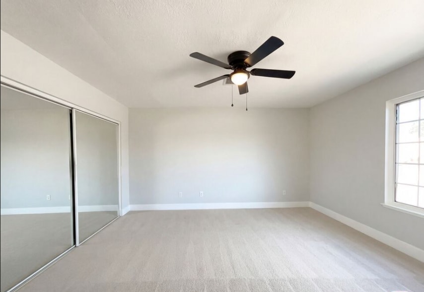 Building Photo - 26842 Palacete Dr