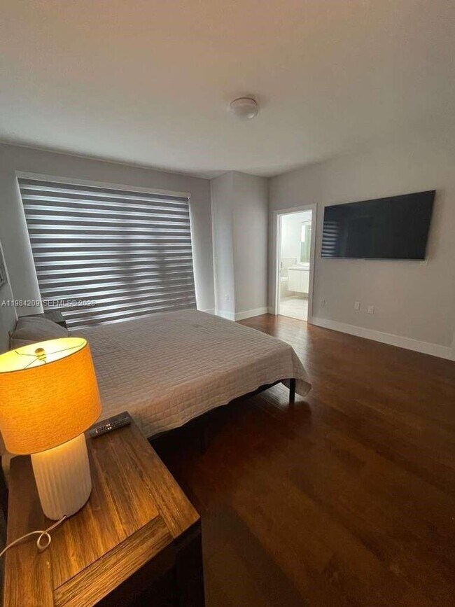 Building Photo - 7240 NW 103rd Path