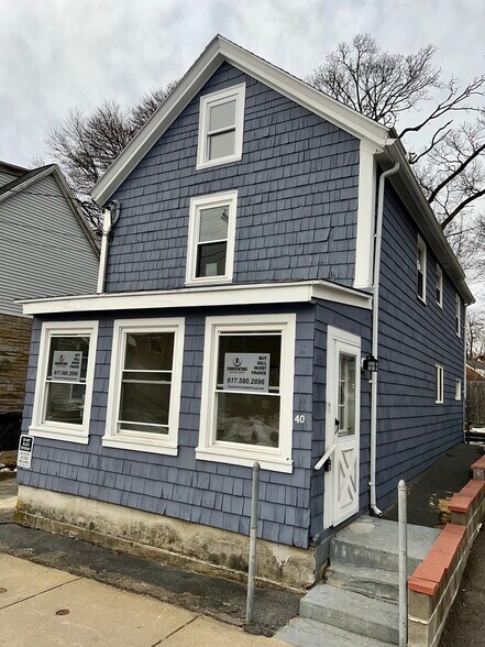 Primary Photo - 40 Campbell St