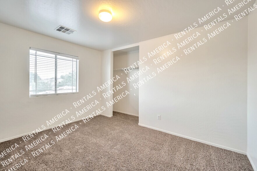 Building Photo - 40336 N PRZEWALSKI St
