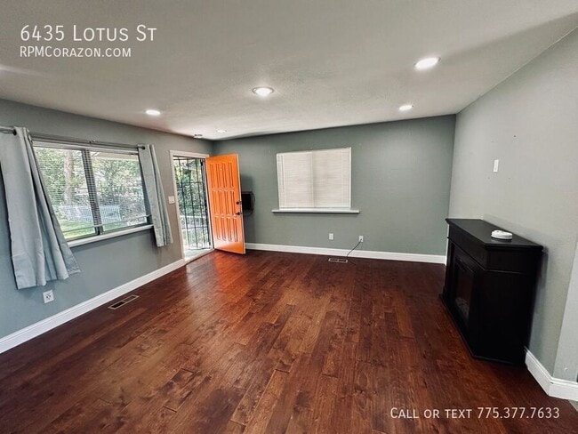 Building Photo - 6435 Lotus St