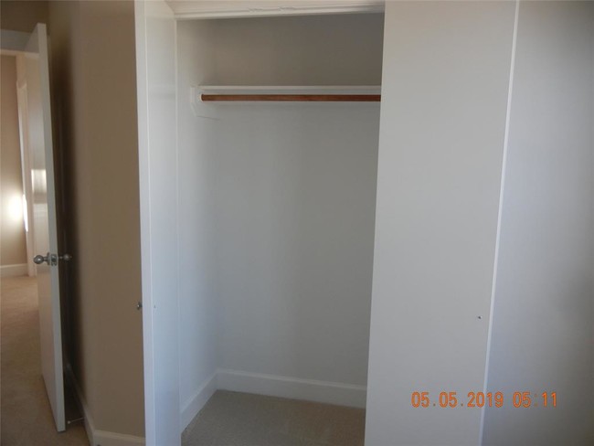 Building Photo - 11520 Main Elm Dr