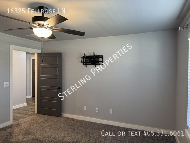 Building Photo - 16325 Fellrose Ln