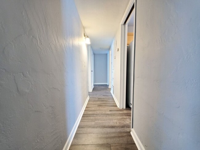 Building Photo - 3 Bed- 2 Full Bath Ranch for Rent | Newly ...