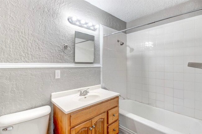 Building Photo - 1911 NW Smith Ave