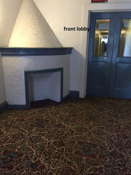 Building Photo - 22 Evergreen Ave