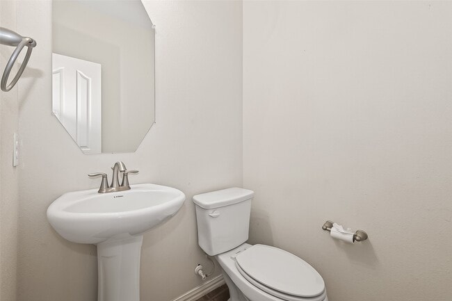 Building Photo - 19711 Kinsington Briar Ln