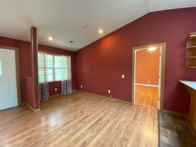 Building Photo - 95 Co Rd 404