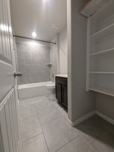 Building Photo - 3518 Windham Way