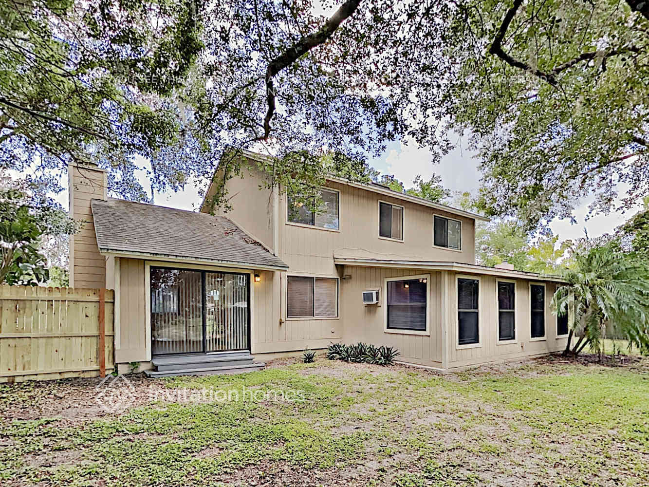 Building Photo - 951 Waverly Dr