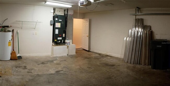 Building Photo - 862 Bayou View Dr