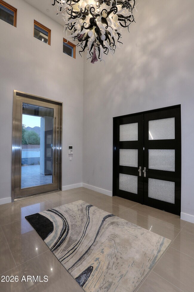 Building Photo - 9979 E Toms Thumb