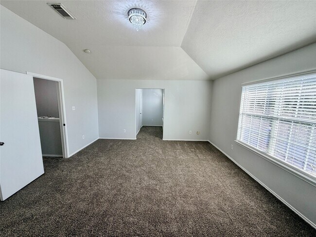 Building Photo - 9011 Aspen Trace Ln