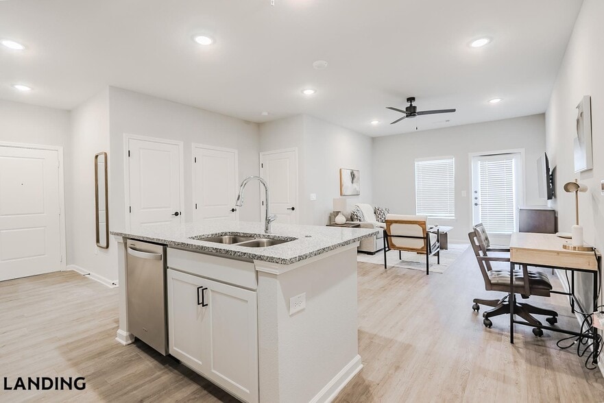 Building Photo - 1650 Harris Hill Rd