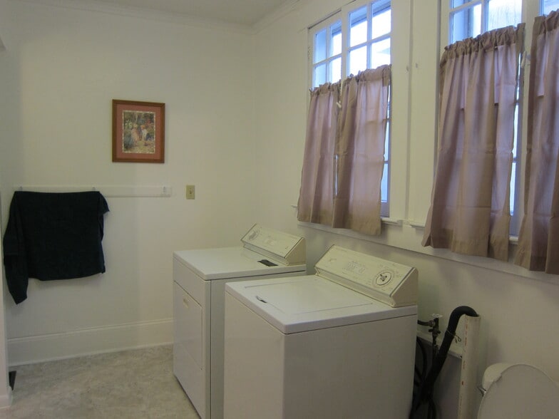 Another view of the bathroom/laundry room. - 1445 South Center Street