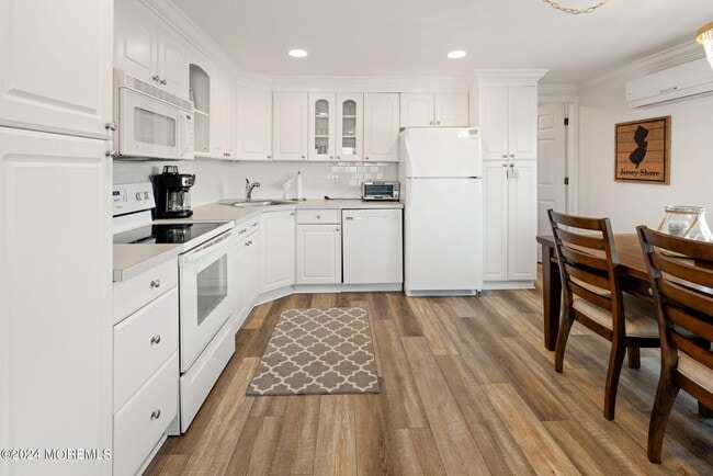 Building Photo - 13302 Long Beach Blvd