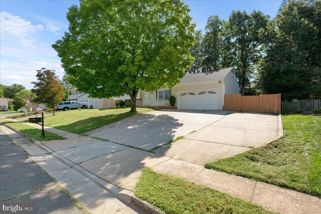 Building Photo - 9529 Harvest Pl