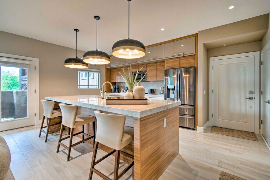 Building Photo - 11500 E Cochise Dr