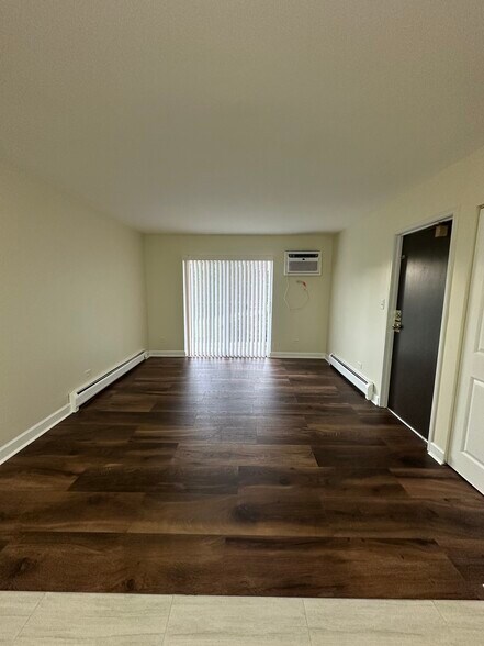 Building Photo - 705 Court of Spruce