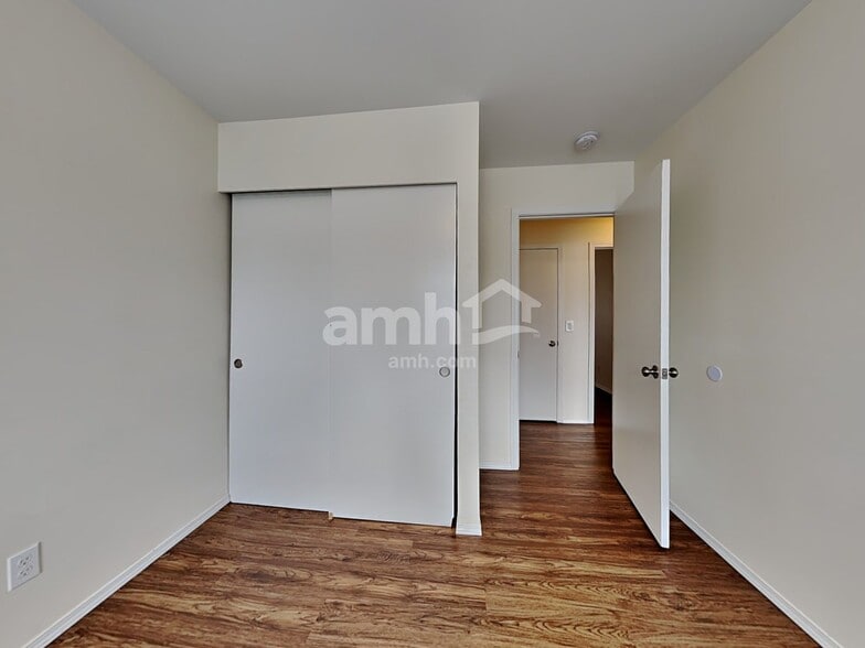 Building Photo - 6321 41st St NE