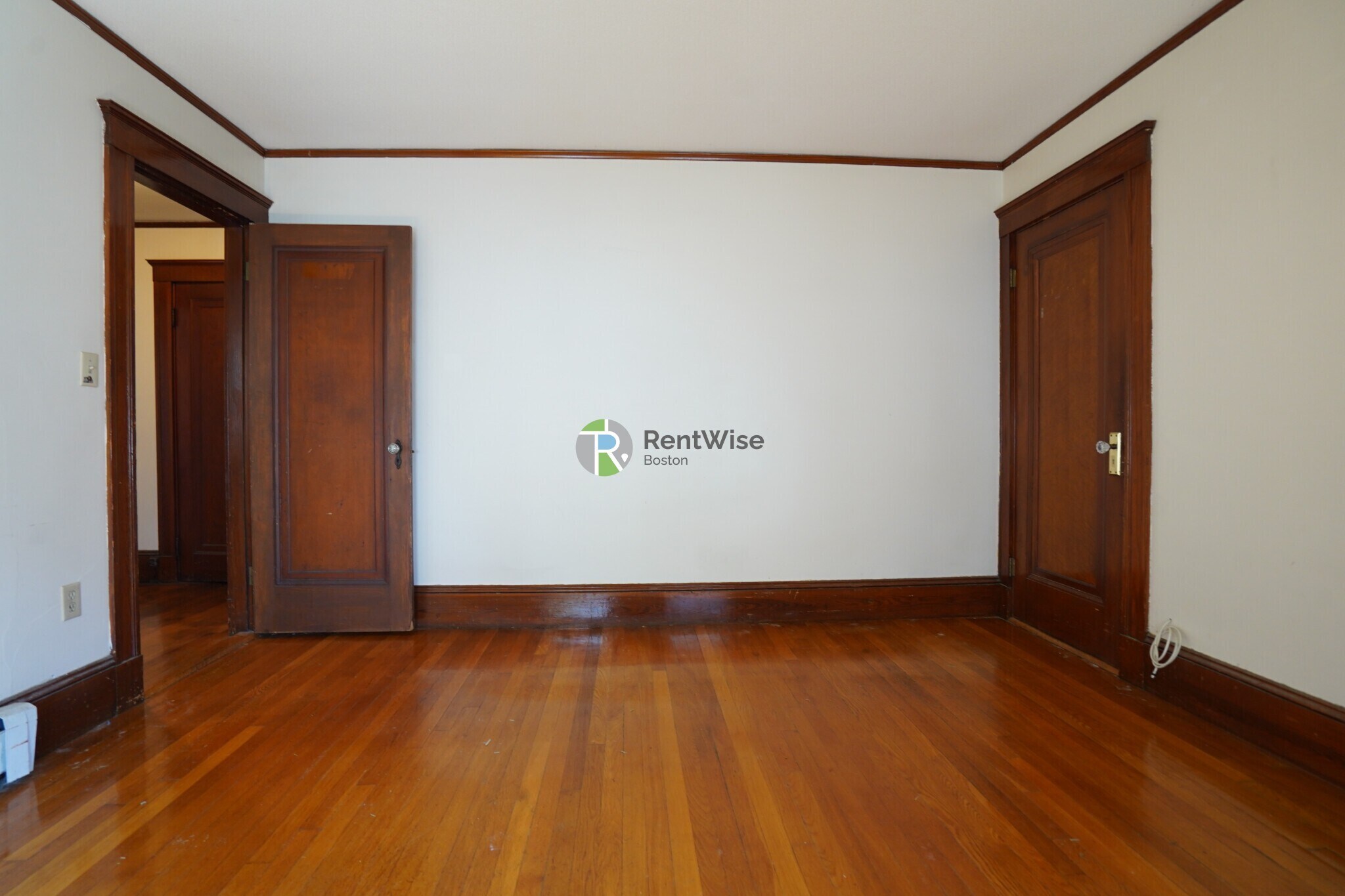 Building Photo - 467 Washington St
