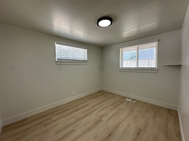 Building Photo - 3440 S 200 E