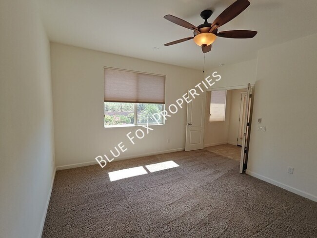 Building Photo - 12812 N Camino Vieja Rancheria