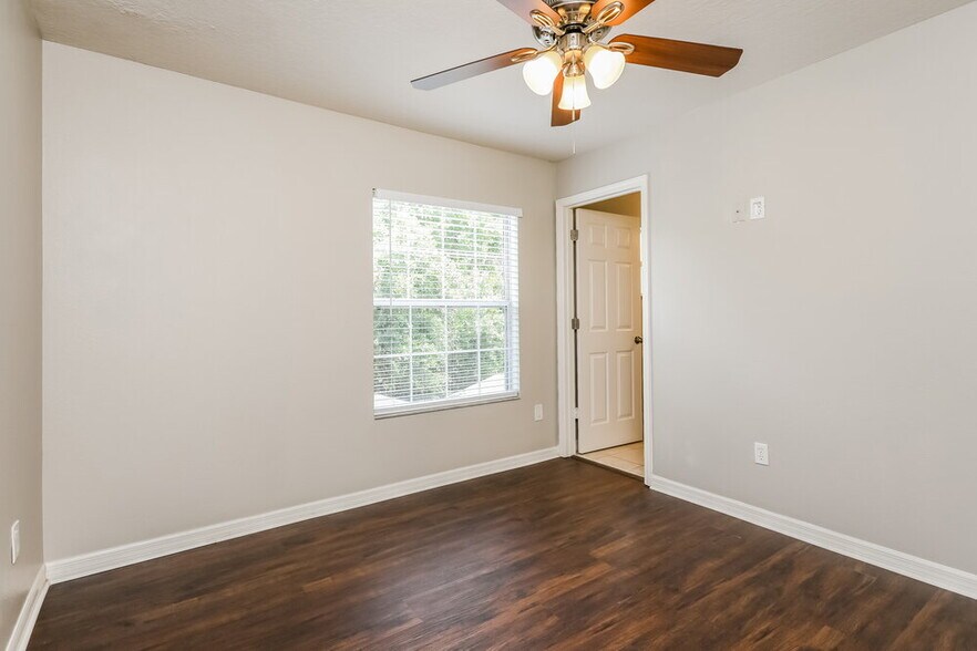 Building Photo - 4502 Alberto Cir