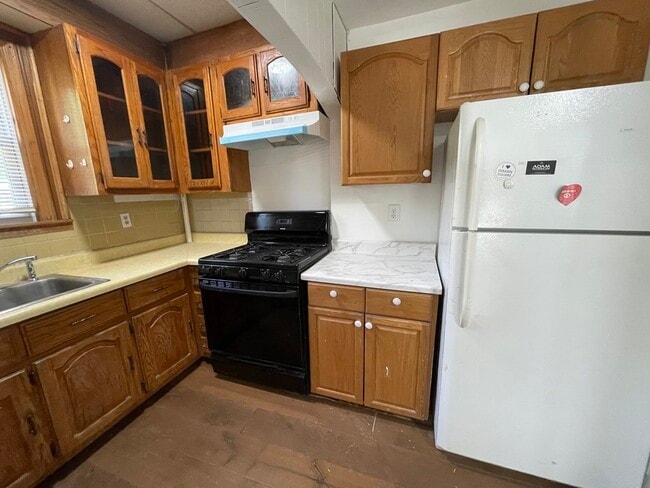 Building Photo - 369 Prospect St