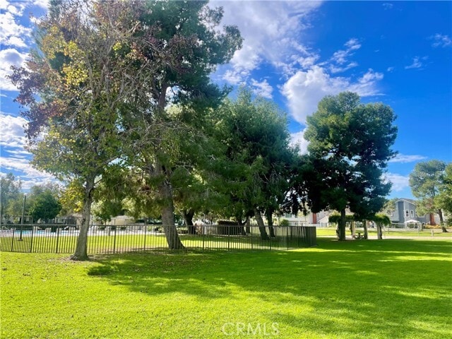 Building Photo - 27 Briarglen