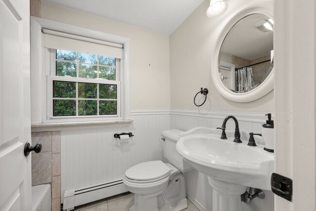 Building Photo - 39 Harland Rd