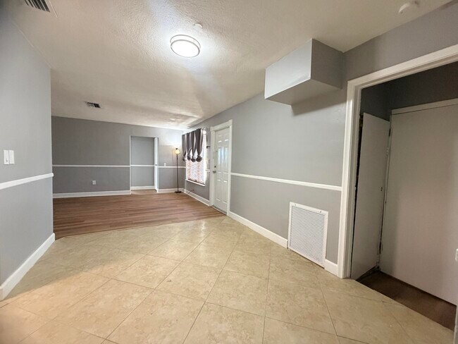 Building Photo - 8381 NW 28th Pl
