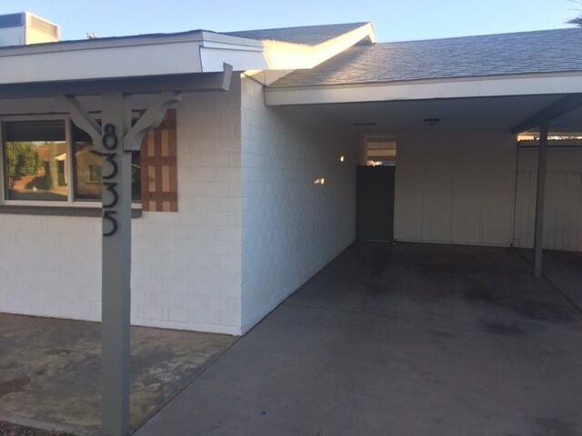 Building Photo - 8335 E Sells Dr