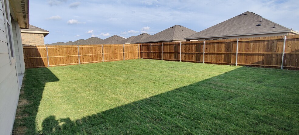 Building Photo - 4812 Sagerun Dr