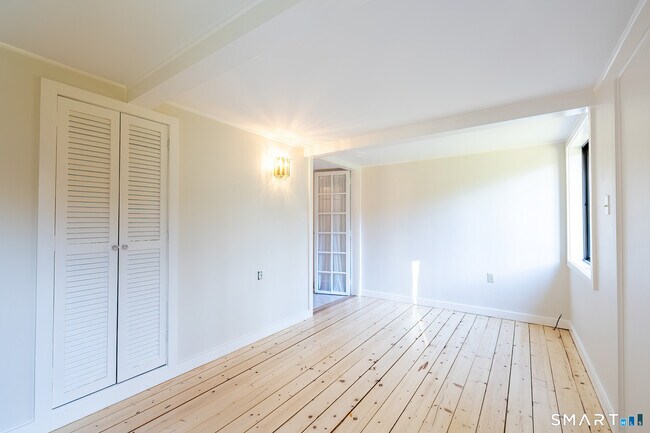 Building Photo - 1 Long Wall Rd