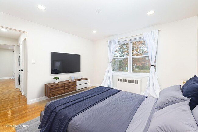 Building Photo - 43 Arnold Way