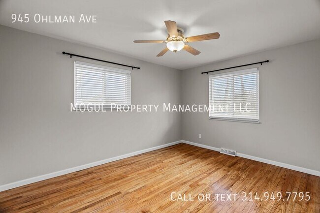 Building Photo - 945 Ohlman Ave