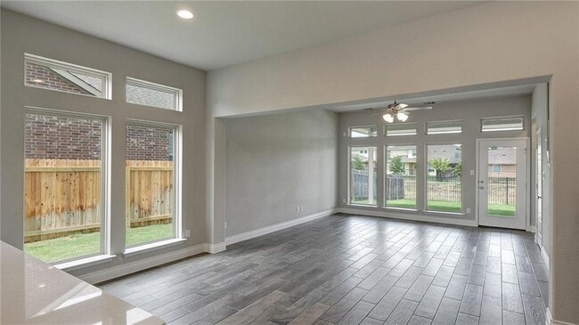 Building Photo - 531 Field Corn Ln