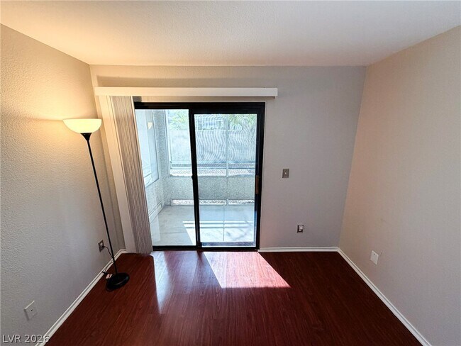 Building Photo - 5211 S Lindell Rd