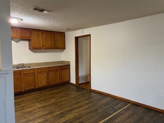 Building Photo - 1343 Hilliard St