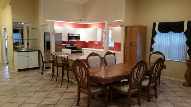 Building Photo - 3974 Dafilee Cir