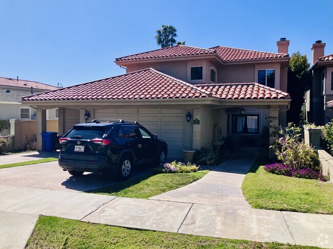 Building Photo - 605 Elvira Ave