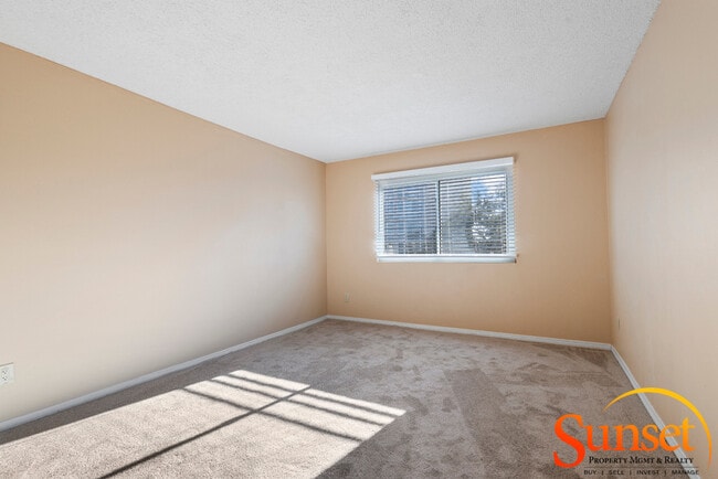 Building Photo - 2915 Cowley Way